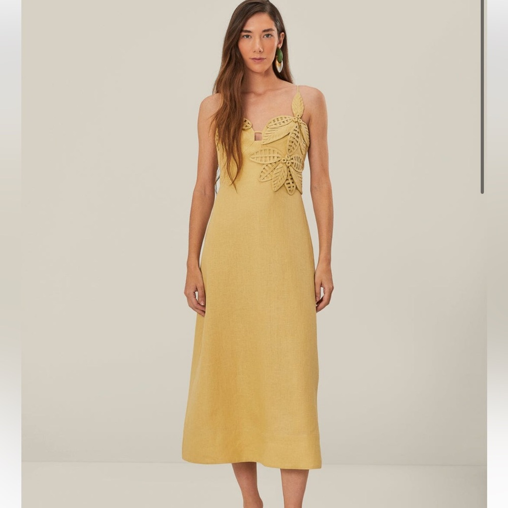 NWT Sand 3d Flower Bodice Midi Dress (sold out!!) originally $320